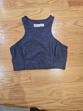 Outdoor Voicee Cropped TOP